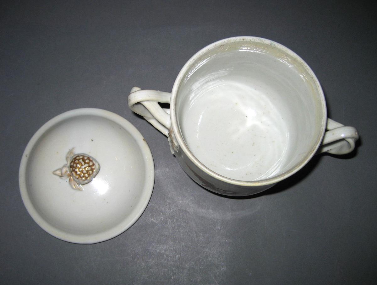 1963.0727.003 Sugar bowl upper