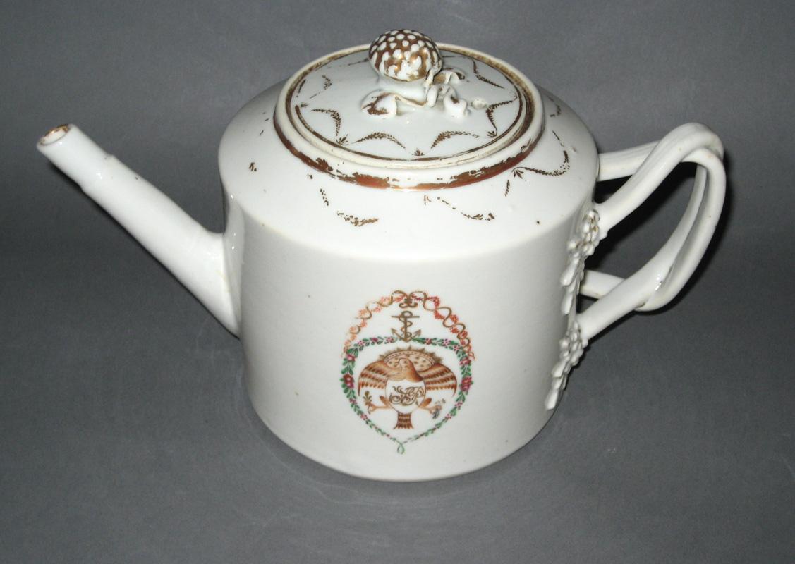 1963.0734.001 Teapot