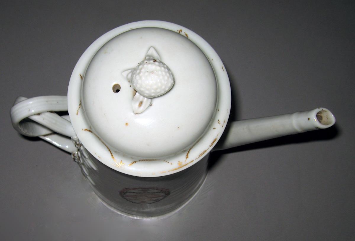 1963.0734.002 A, B Porcelain Coffee Pot top