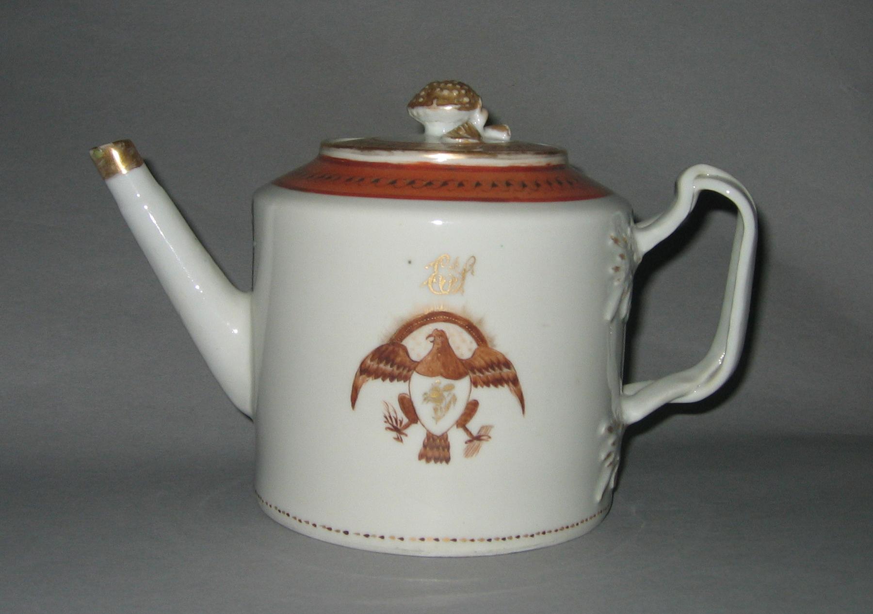 1963.0745.001 Teapot