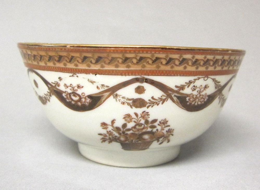 1963.0747.004 Porcelain bowl face two retake