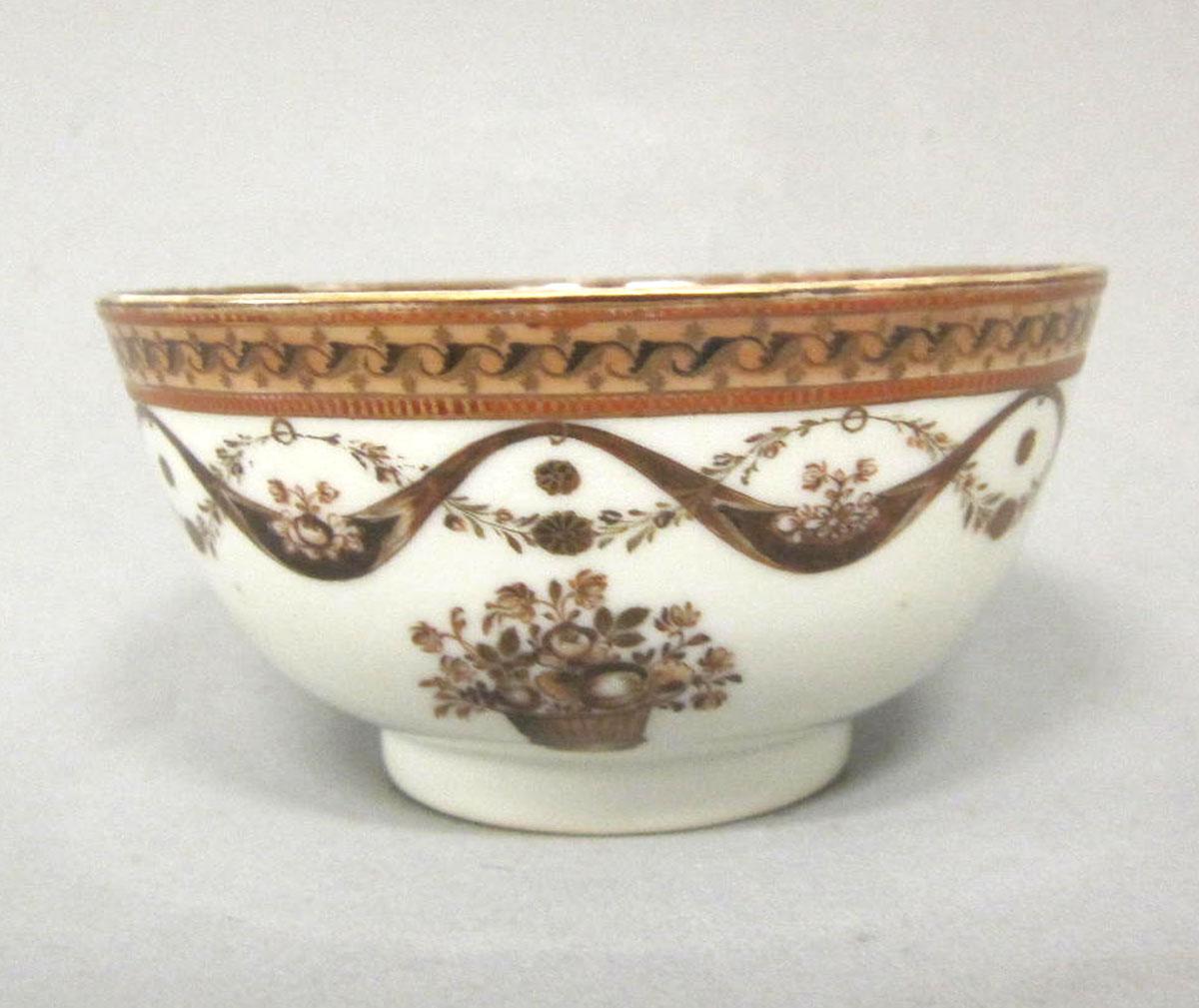 1963.0747.005 Porcelain bowl face two