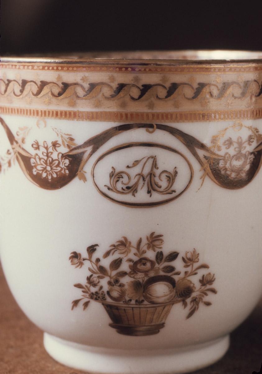 1963.0747.021 Coffee cup, detail