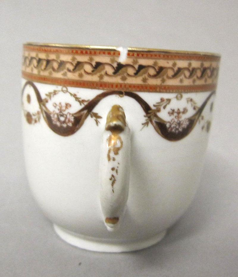 1963.0747.030 Porcelain coffee cup handle retake