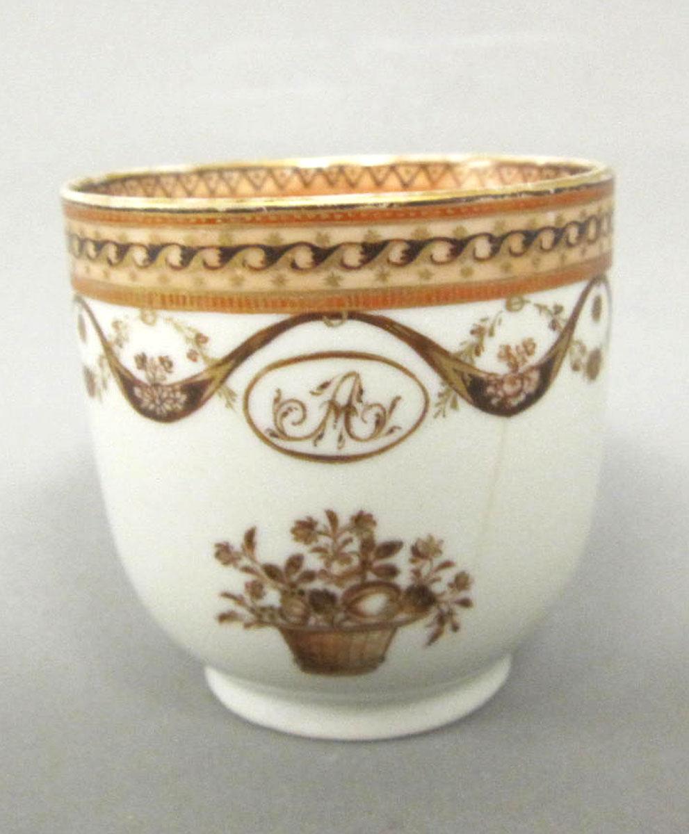 1963.0747.039 Porcelain coffee cup medallion