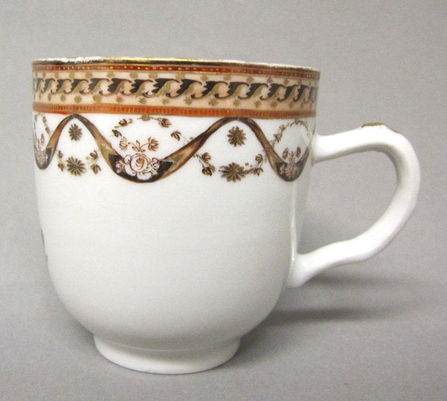 1963.0747.040 Porcelain coffee cup retake