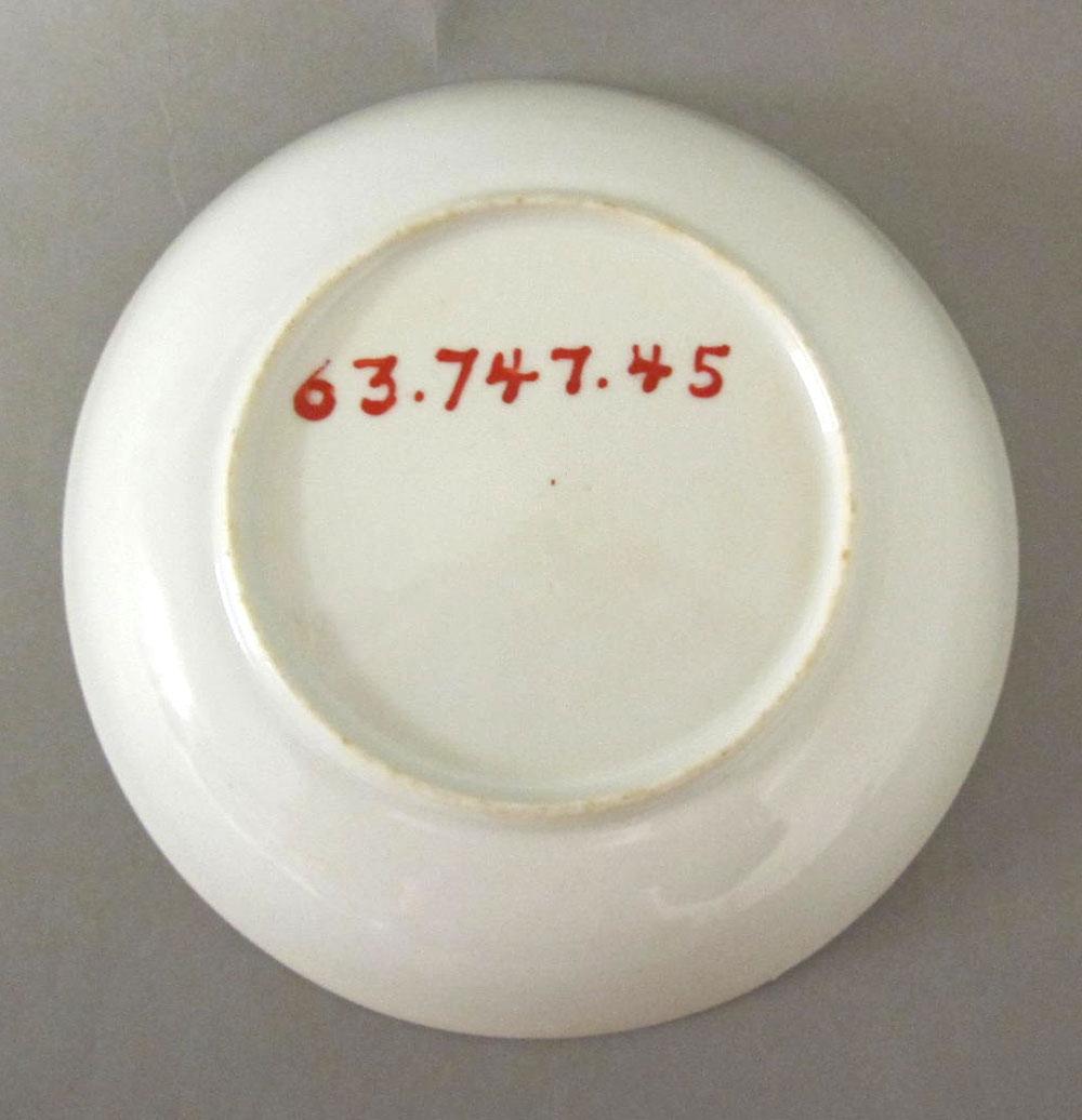 1963.0747.045 Porcelain saucer underside retake