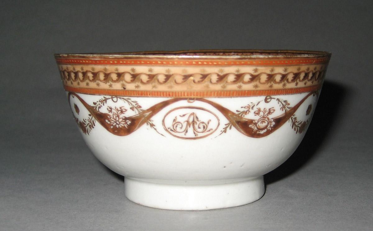 1963.0747.083 Porcelain Teabowl back
