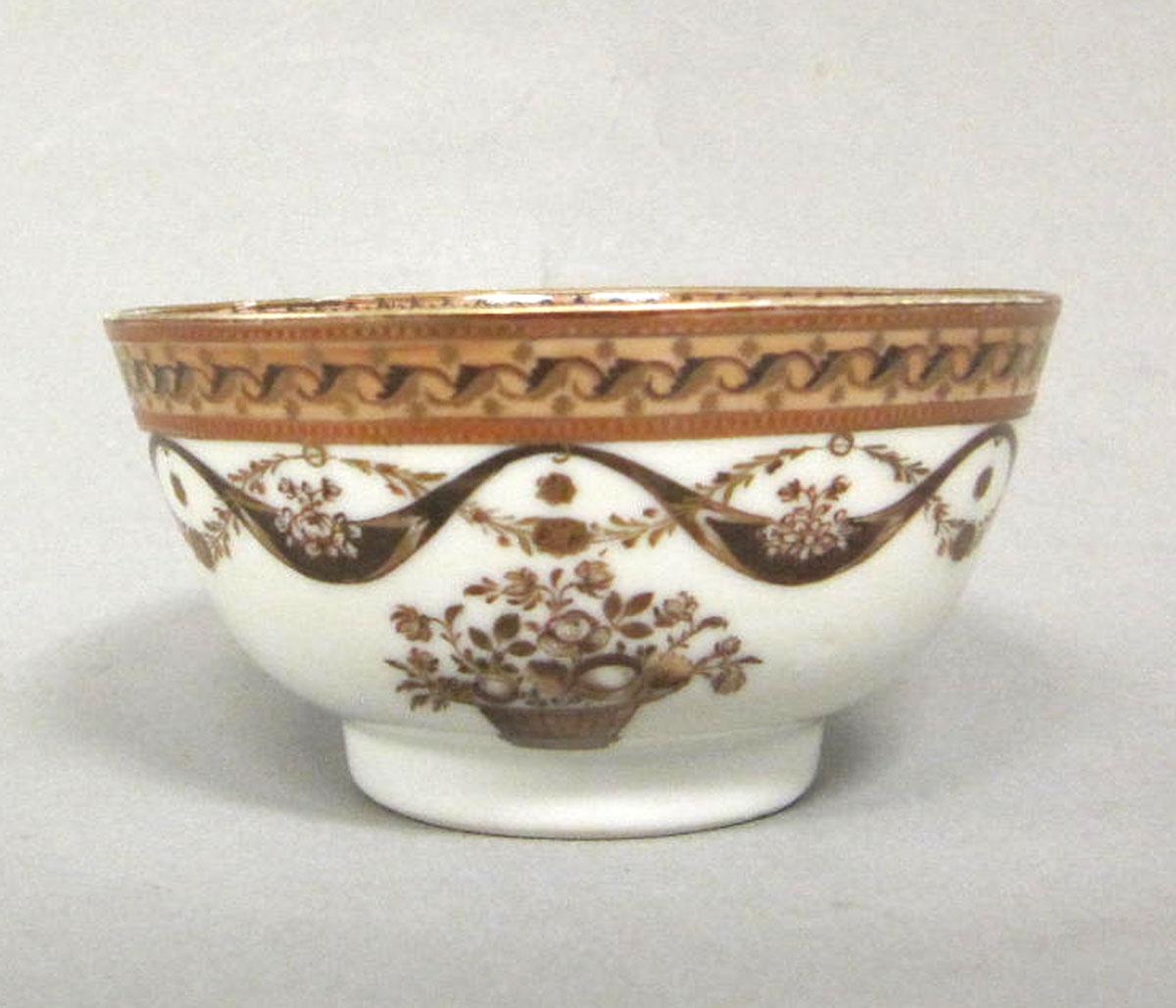 1963.0747.086 Porcelain teabowl face two
