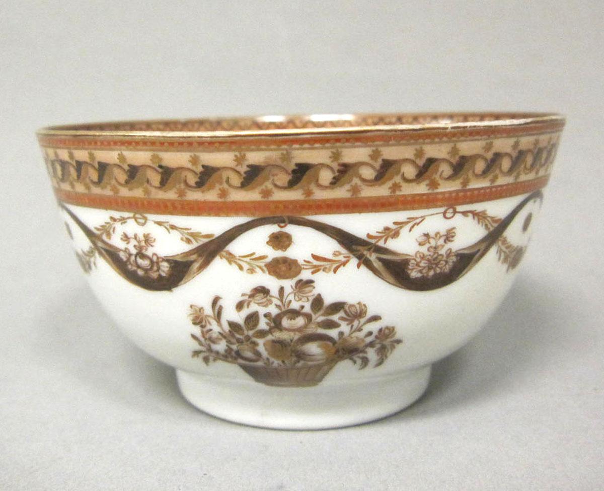 1963.0747.096 Porcelain teabowl face two