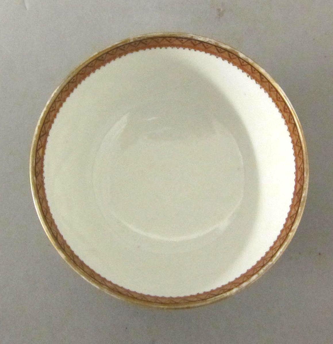 1963.0747.100 Porcelain teabowl top