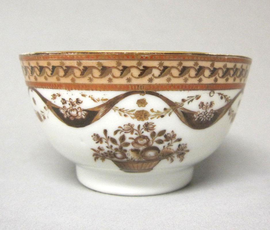 1963.0747.102 Porcelain teabowl face two retake