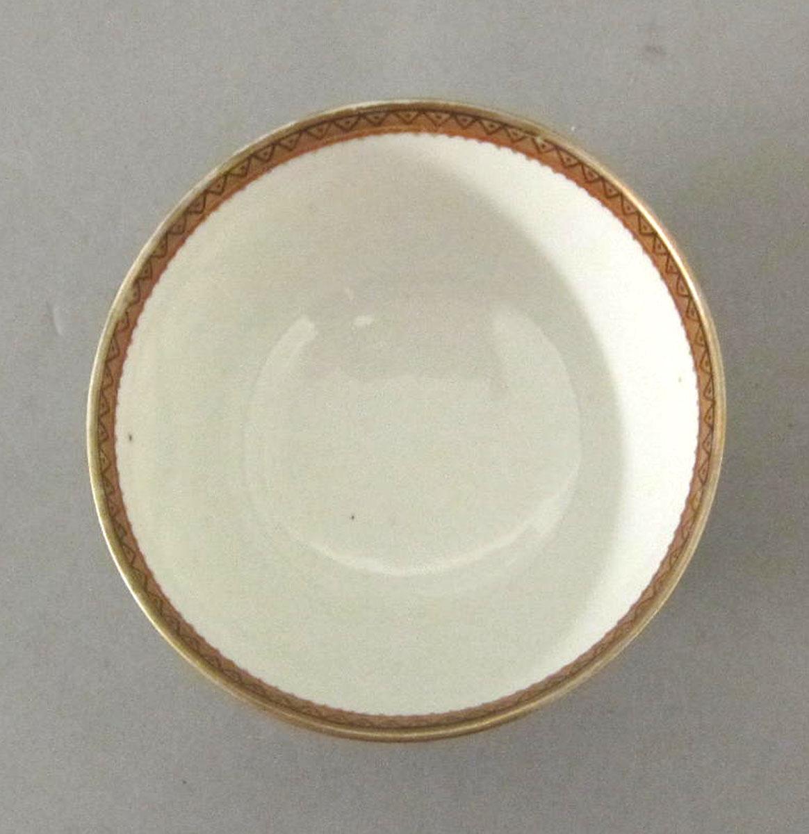1963.0747.102 Porcelain teabowl top
