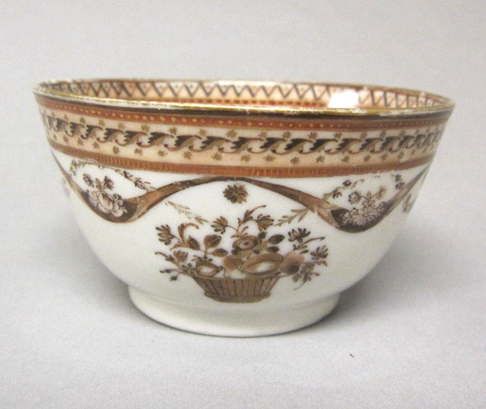 1963.0747.108 Porcelain teabowl face two retake