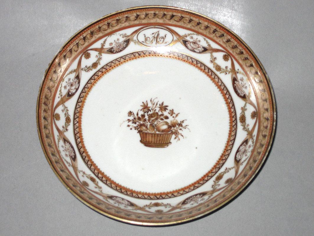 1963.0747.116 Saucer