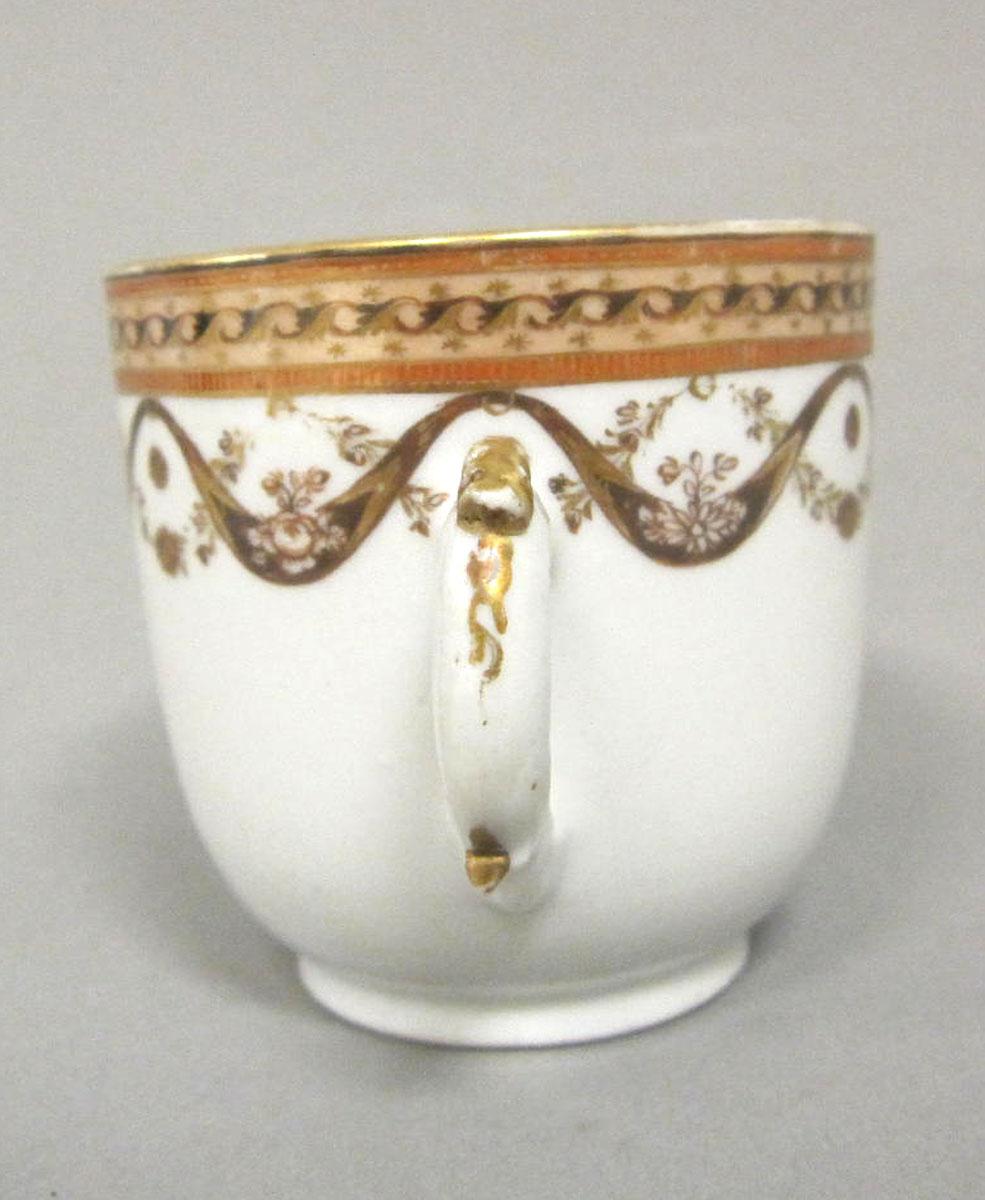1963.0747.120 Porcelain coffee cup handle