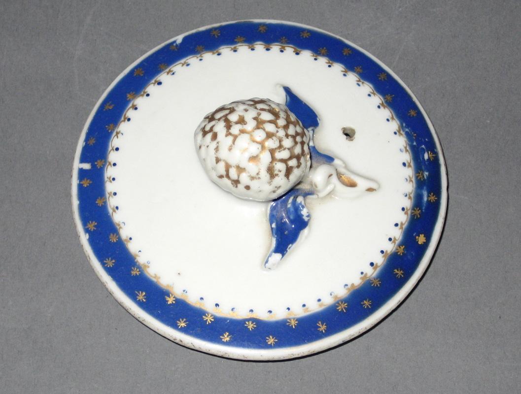 1963.0753 B Porcelain Coffee pot lid