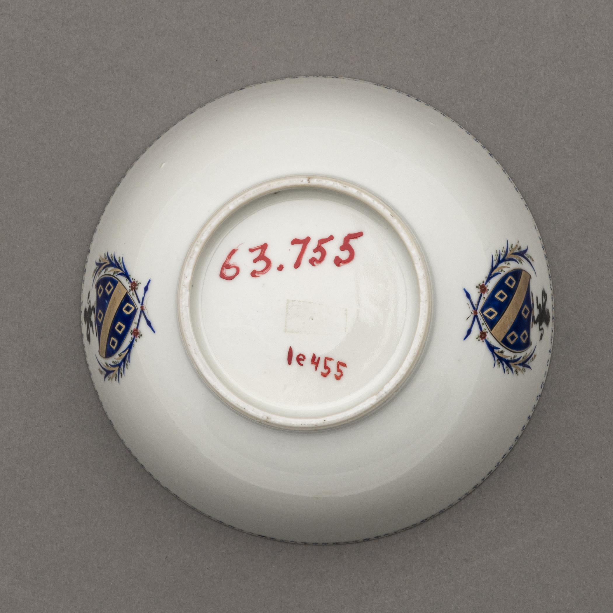 1963.0755 Bowl, view 3