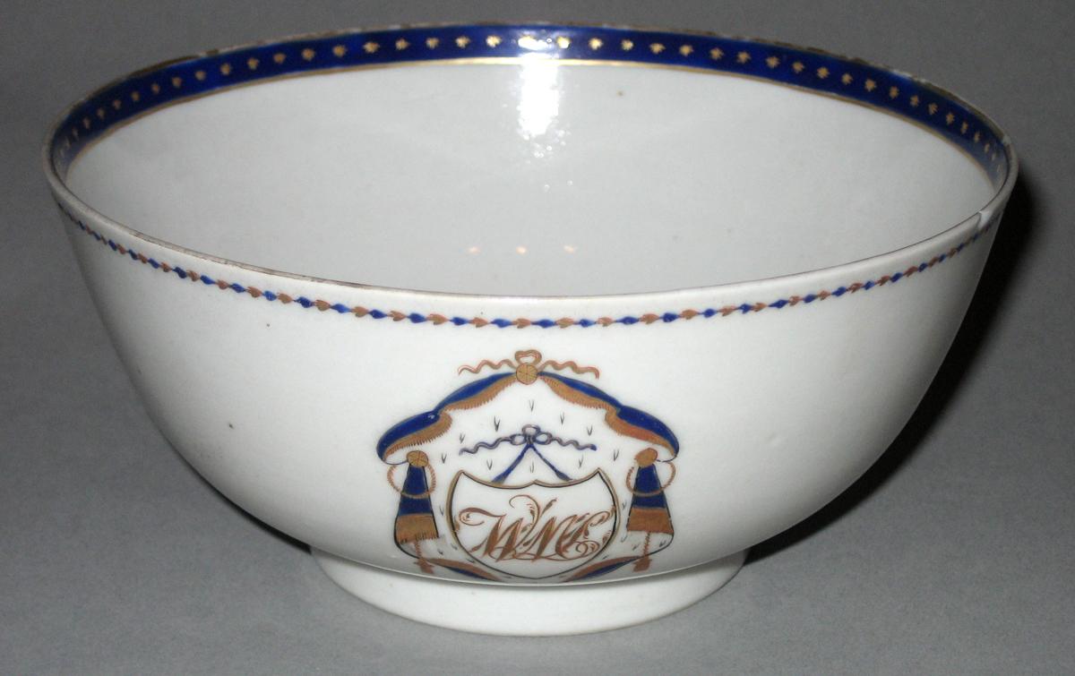 1963.0756.002 Porcelain Bowl side 1
