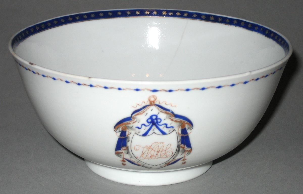 1963.0756.003 Porcelain Bowl side 2