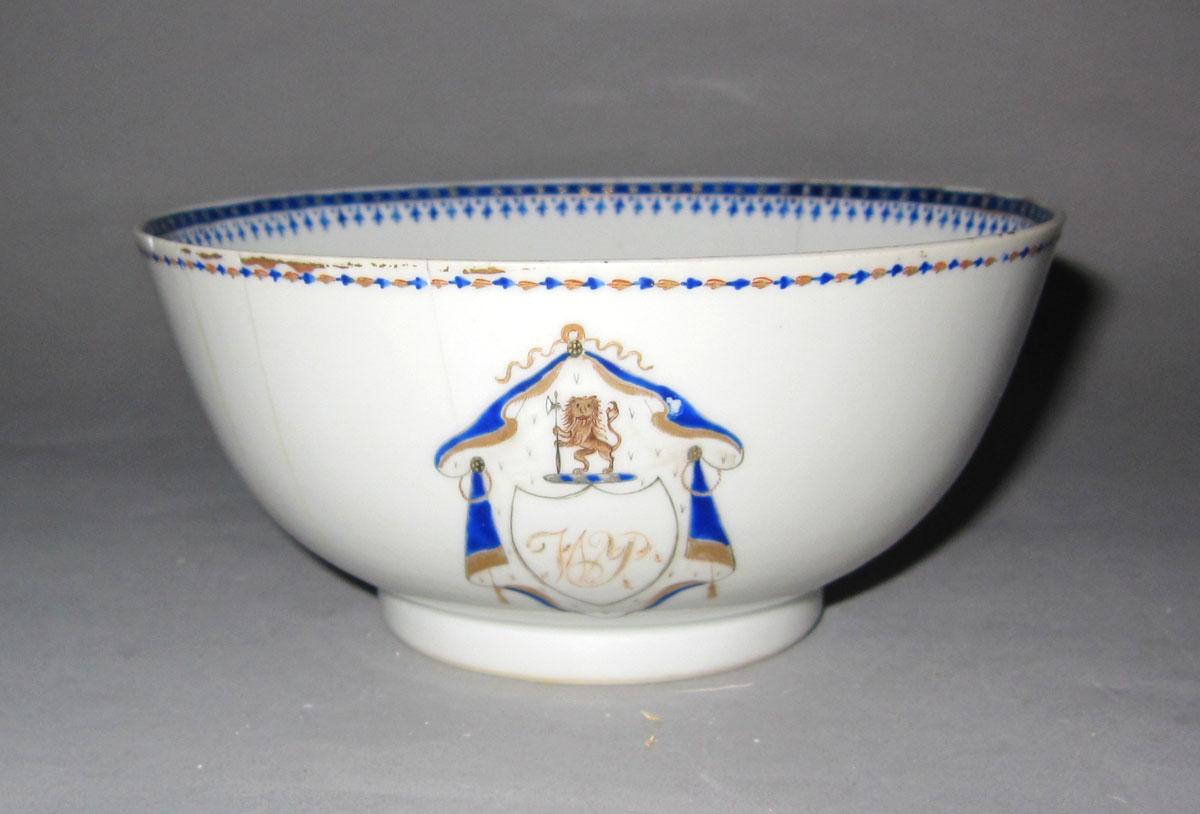 1963.0766.003 Porcelain bowl