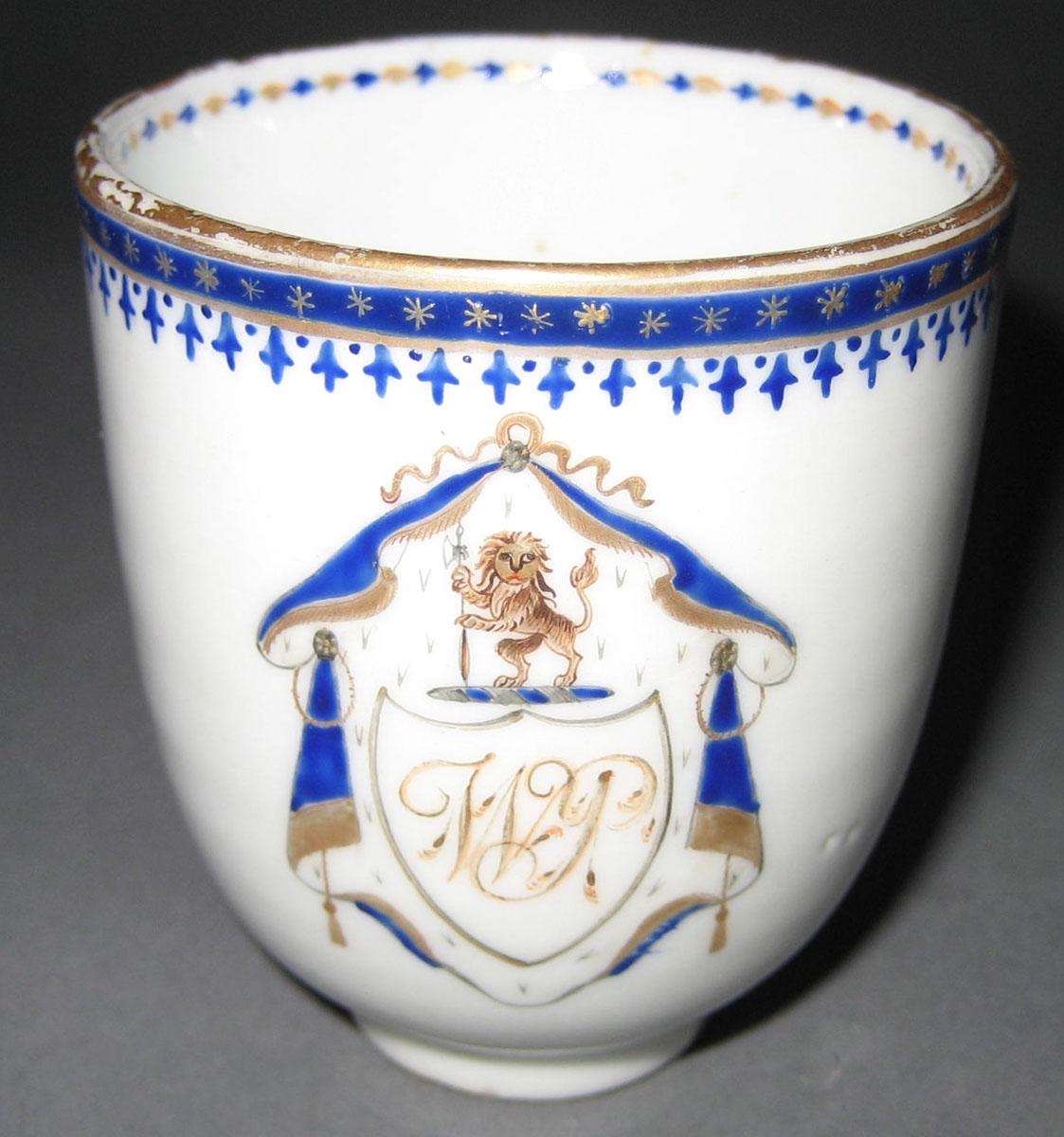 1963.0766.012 Coffee cup front
