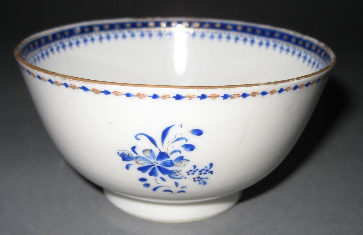 1963.0766.013 teabowl view 2