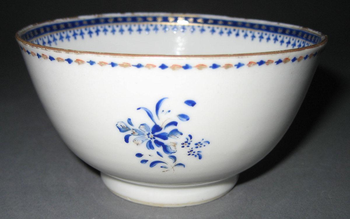 1963.0766.015 teabowl view 2