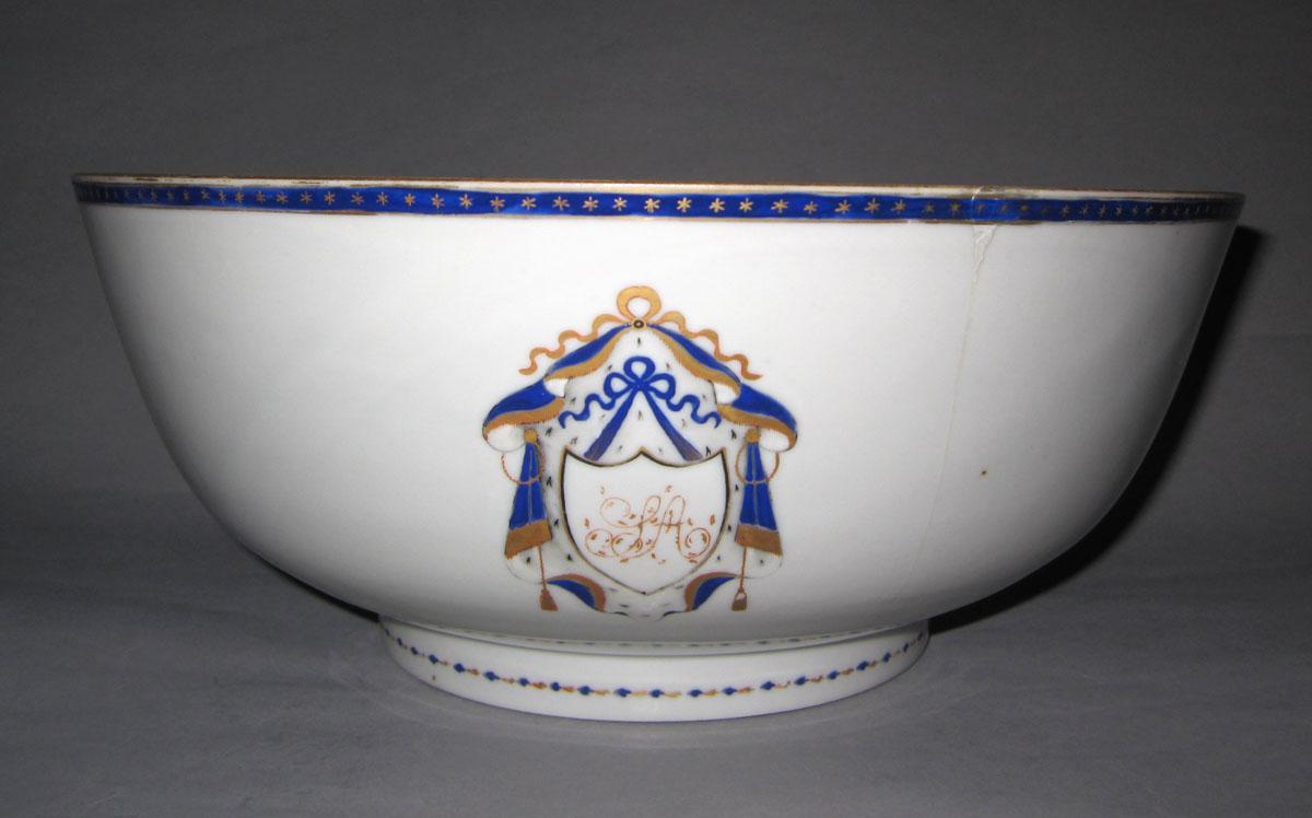 1963.0771.002 Porcelain bowl