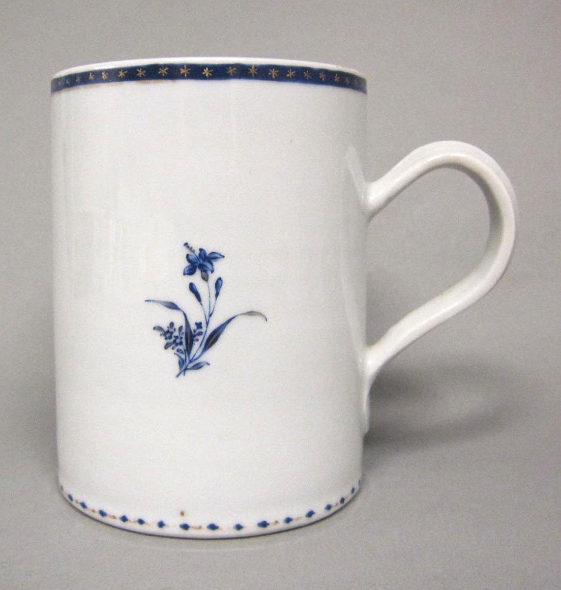 1963.0771.005 Porcelain mug