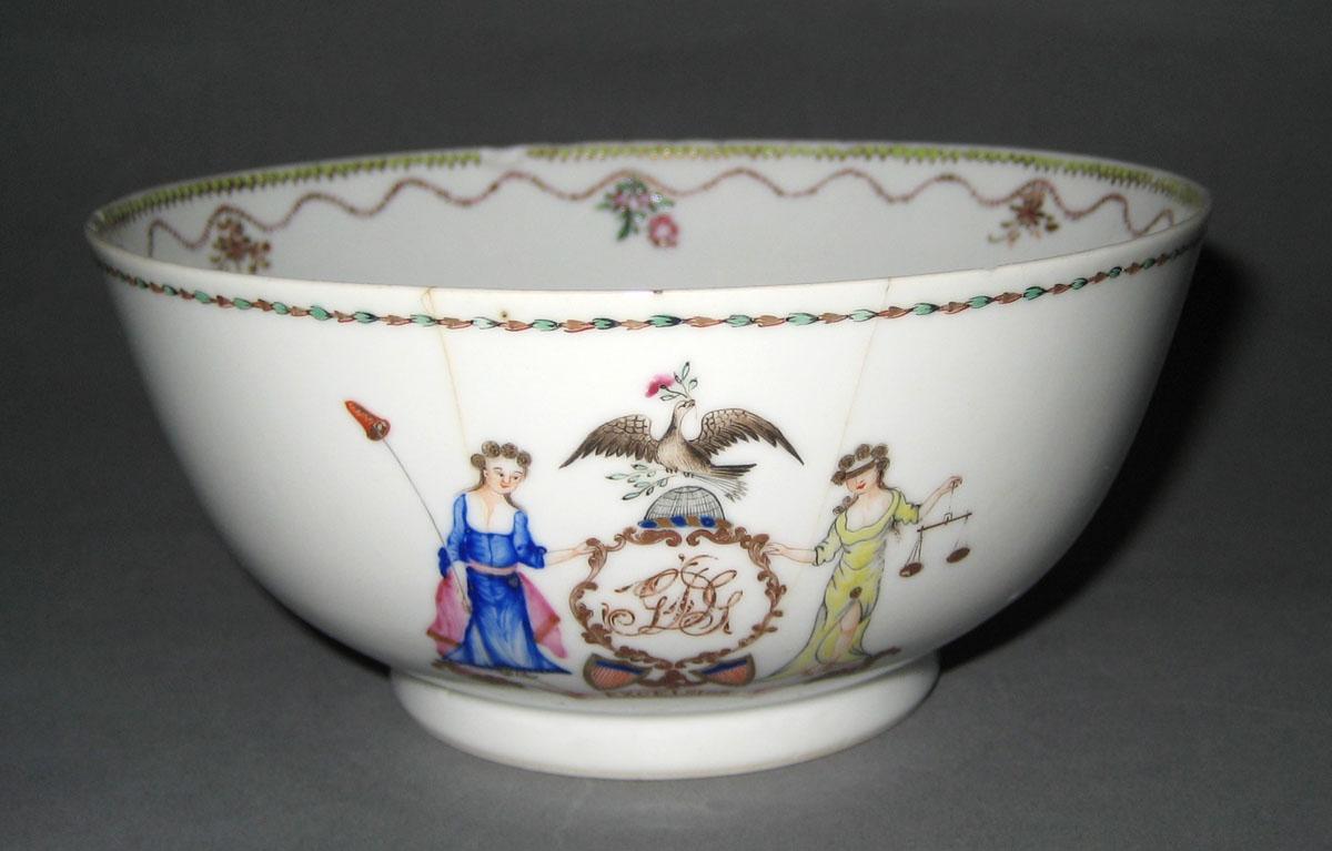 1963.0778.002 Porcelain Bowl back