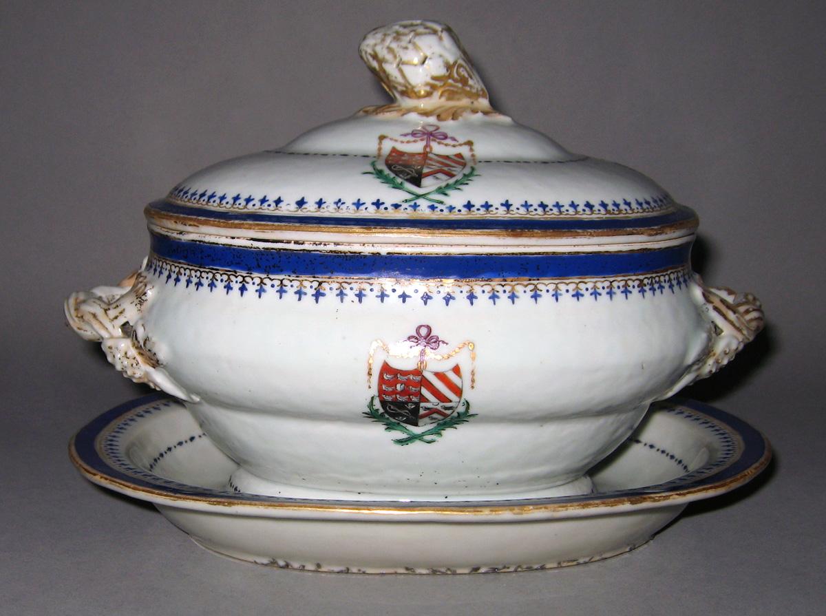 1963.0780.001 A-C Porcelain Tureen and Stand