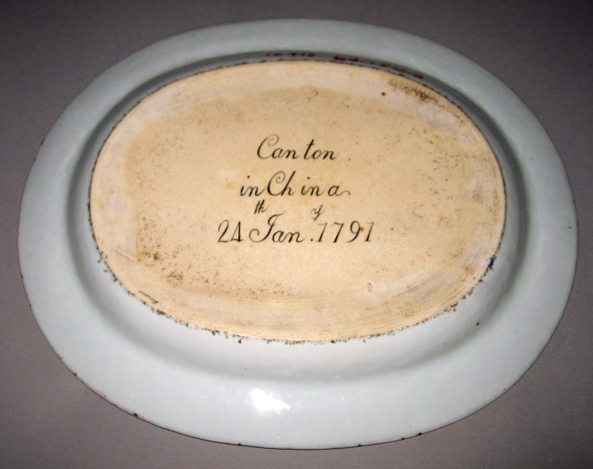 1963.0780.003 Porcelain Platter underside