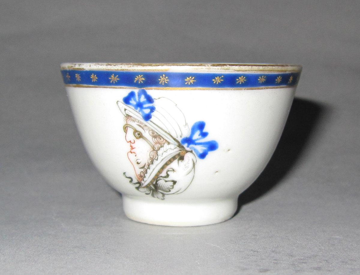 1963.0782 B Porcelain cup