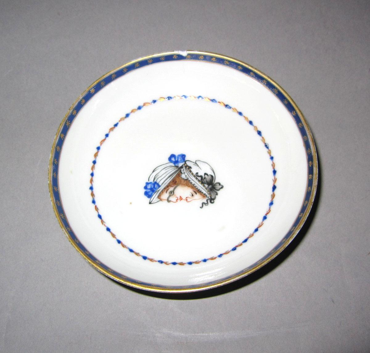 1963.0782 B Porcelain saucer
