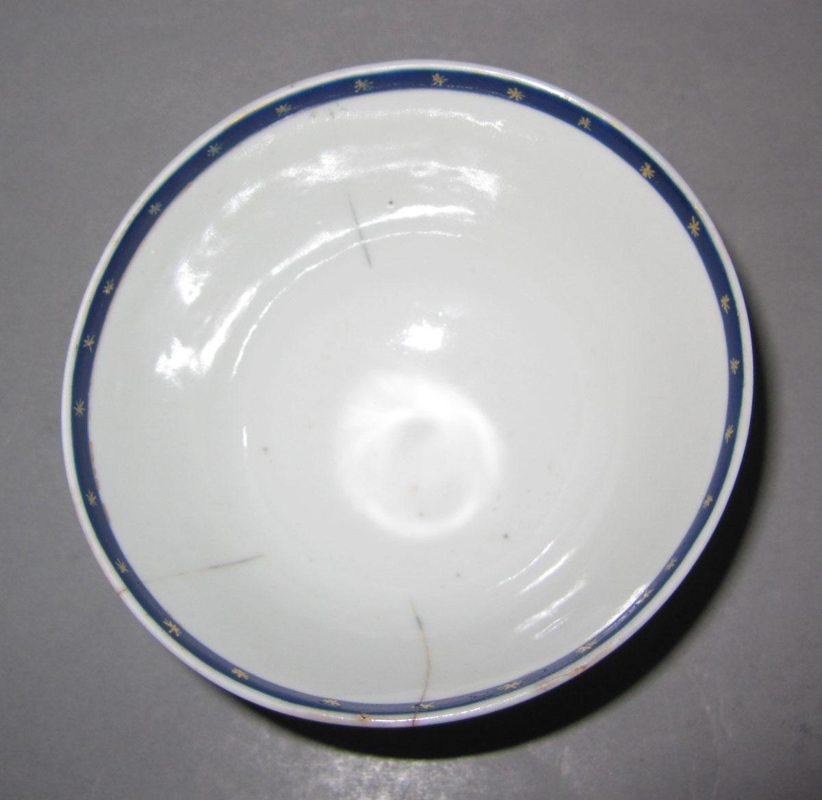 1963.0786.002 Porcelain teabowl top
