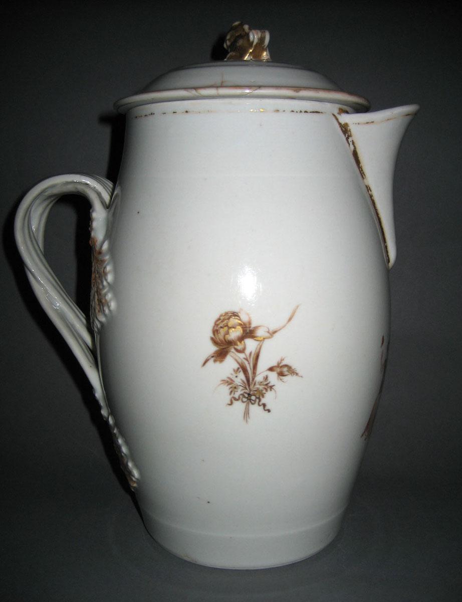 1963.0808 A, B Porcelain Jug side 2