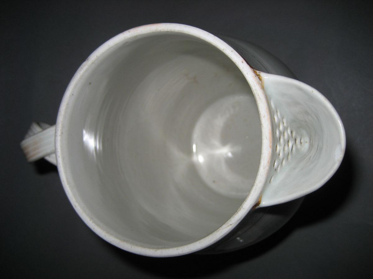 1963.0808 A, B Porcelain Jug interior
