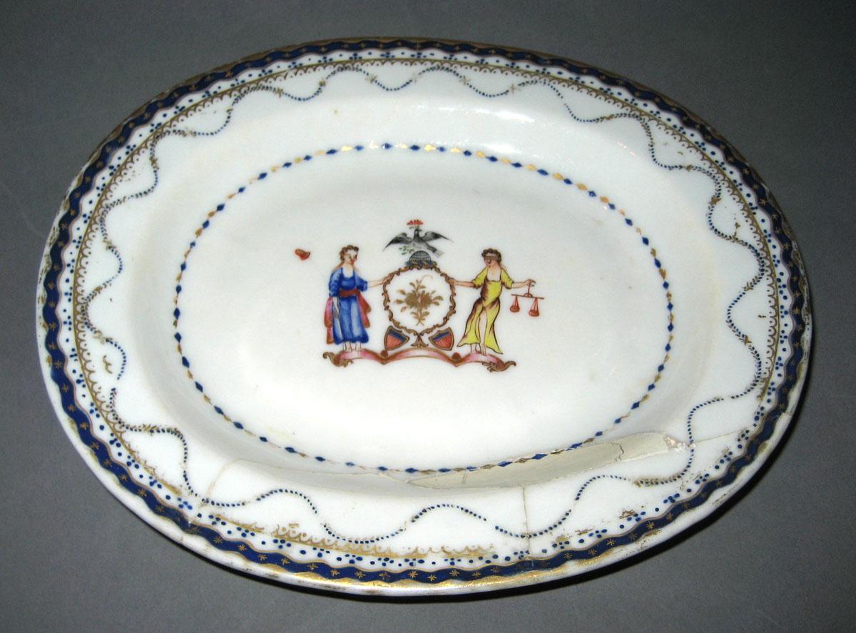 1963.0816.001 Porcelain Dish