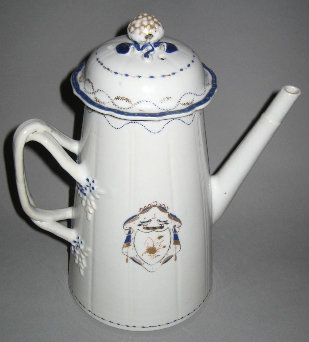 1963.0825 A, B Porcelain Coffee Pot side 2