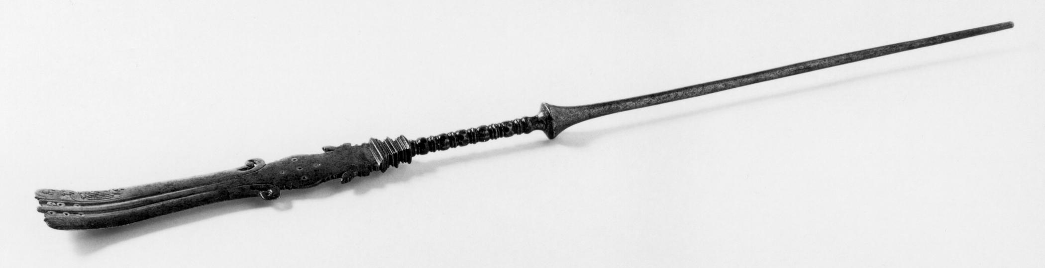 1963.0834 Skewer, B+W