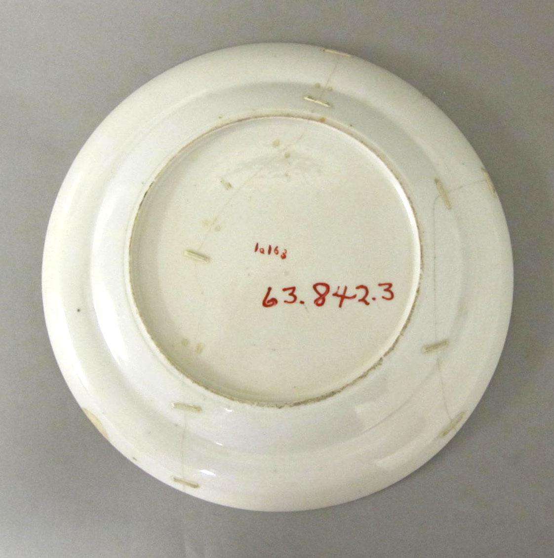 1963.0842.003 Porcelain plate underside