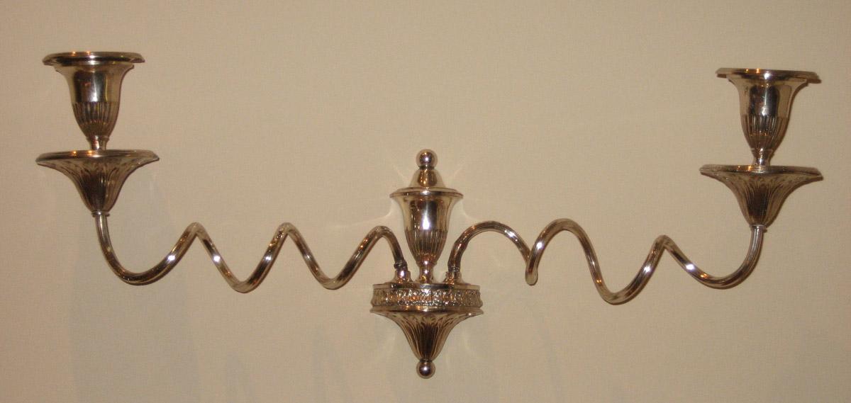 1963.0860.002 Sconce view 2