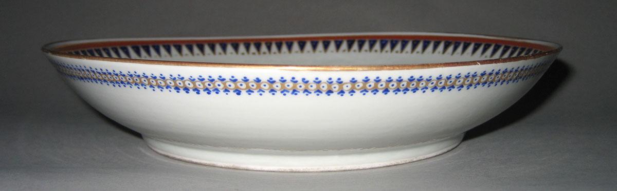 1963.0864.003 Bowl side view