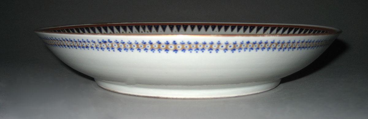 1963.0864.005 Bowl side view