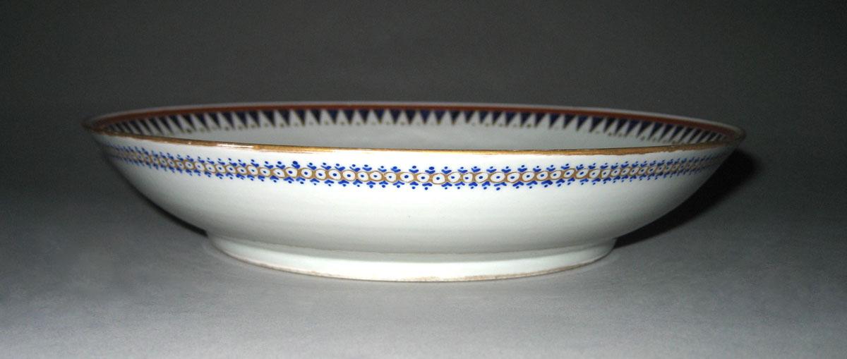 1963.0864.007 Bowl side view