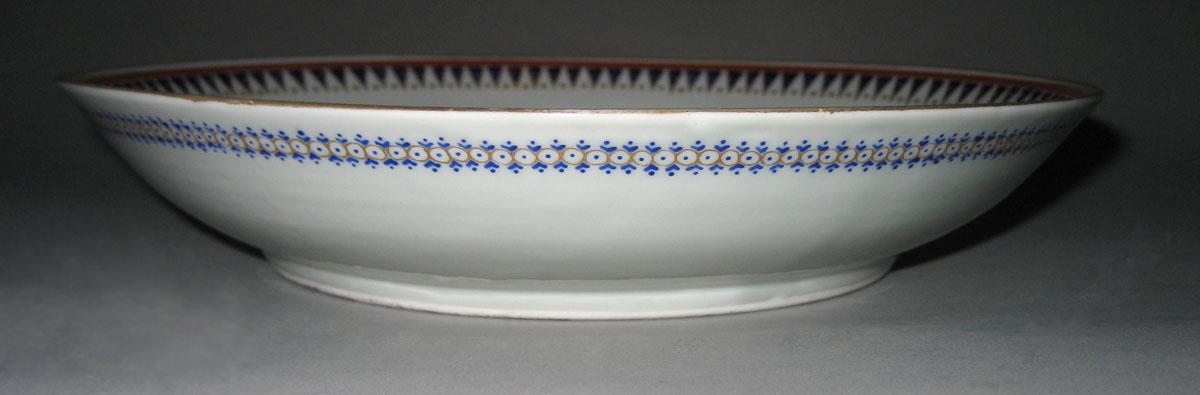 1963.0864.009 Bowl side view