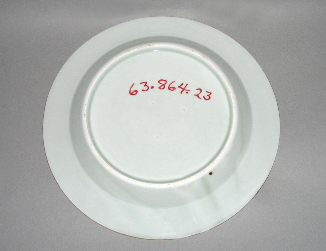 1963.0864.023 Plate underside