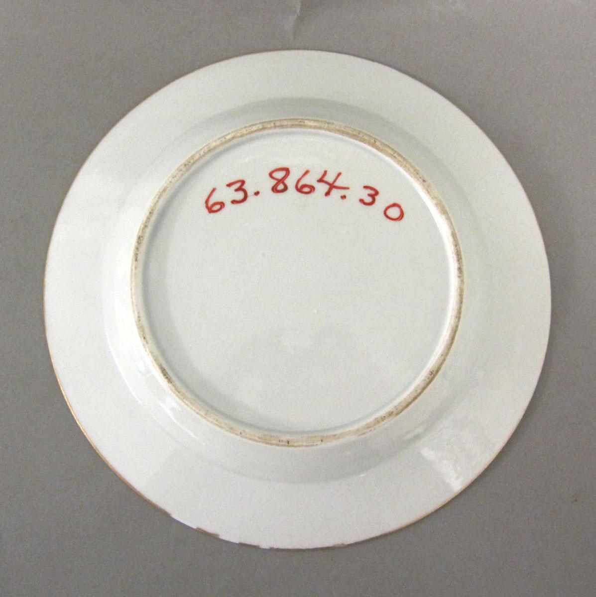 1963.0864.030 Porcelain plate underside