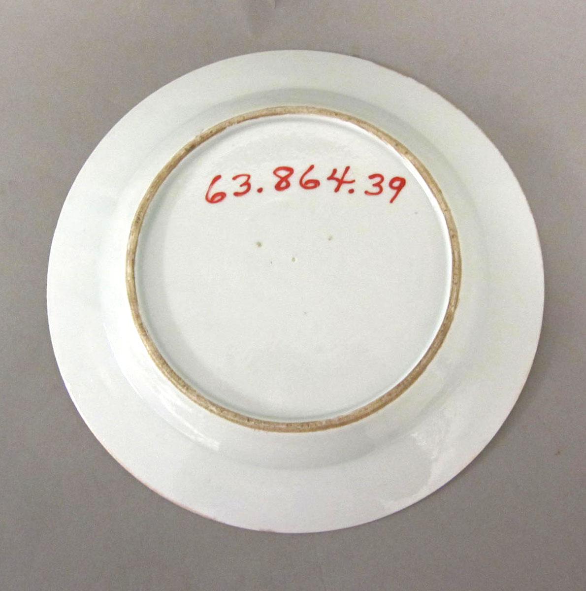 1963.0864.039 Porcelain plate underside